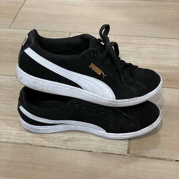 Puma Sneakers - Picture 3 of 4